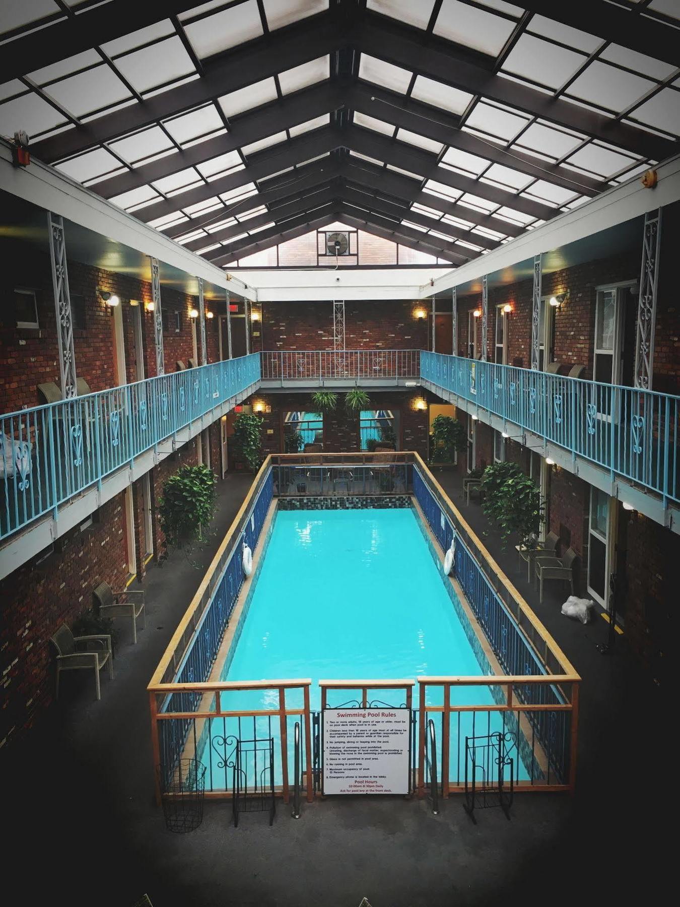 Bluebird Spa City Motor Lodge Саратога-Спрингс Экстерьер фото