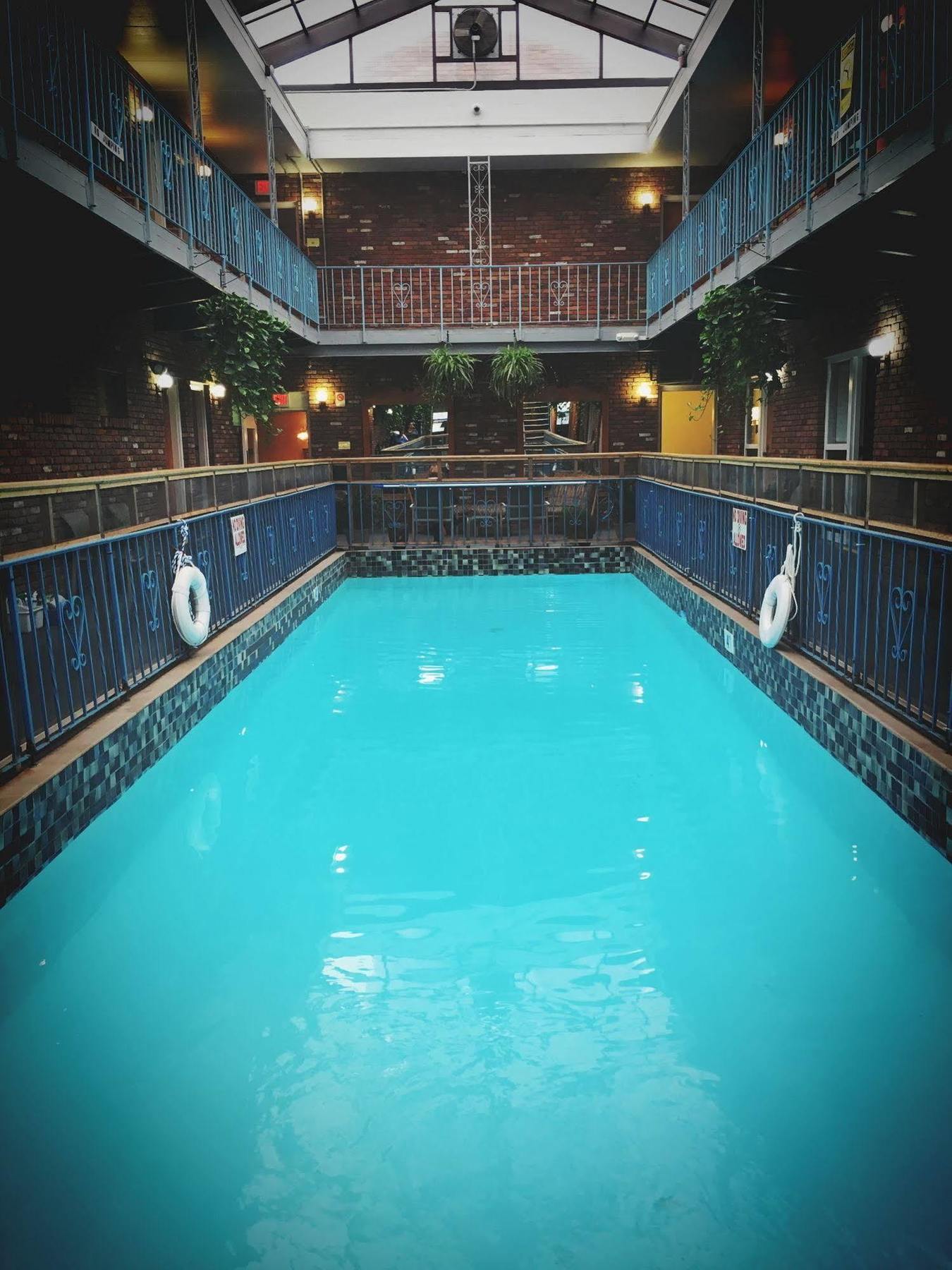 Bluebird Spa City Motor Lodge Саратога-Спрингс Экстерьер фото